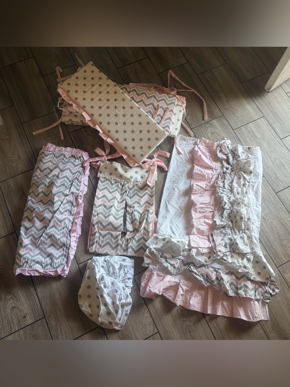 Baby crib set